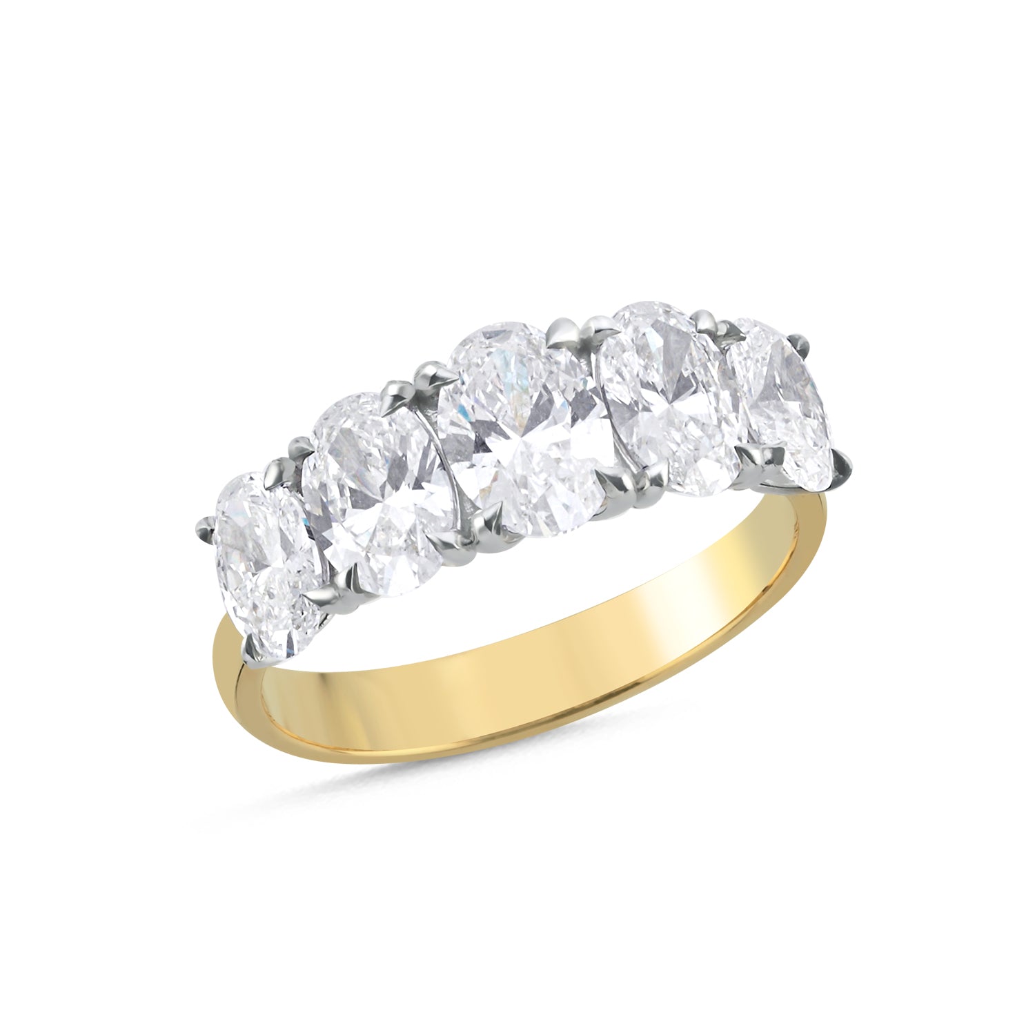 AURA 3 ct Oval Kesim Yüzük